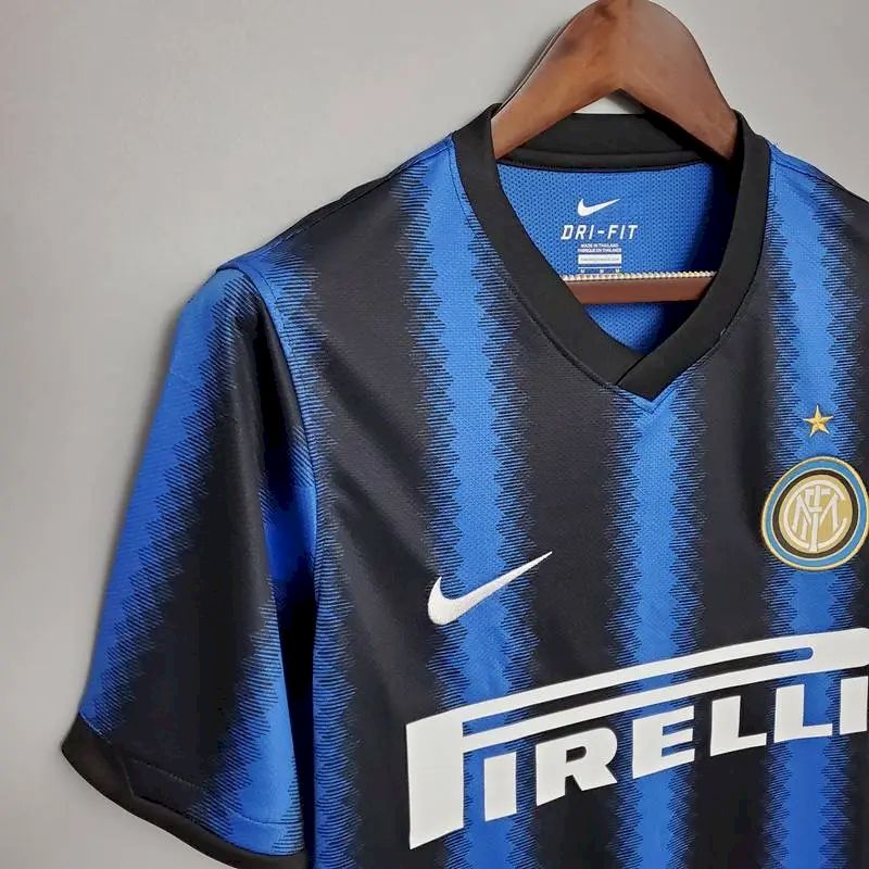 Inter-Milan-201011-Home-Retro-Jersey-59706.jpg Retro Inter Milan 2010/11 Home Jersey - Image 7