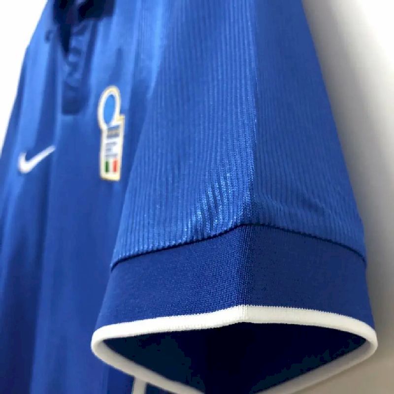 Italy-19971998-Home-Retro-Jersey-44686.jpg Retro Italy 1998 Home Jersey - Image 5