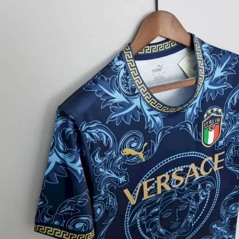 Italy-2022-Concept-Jersey-37087.jpg Mens Italy 2022/23 Versace Co-Branded Edition Jersey - Image 4
