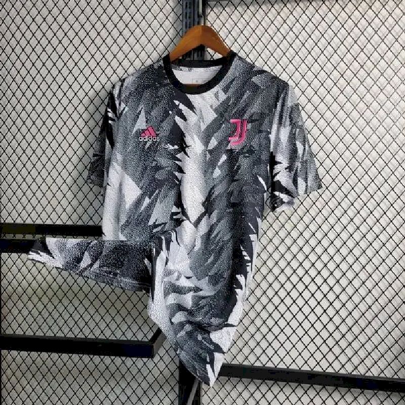 Juventus-2023-24-training-suit-53927.jpg Mens Juventus 2023/24 Pre-Match Jersey - Image 2