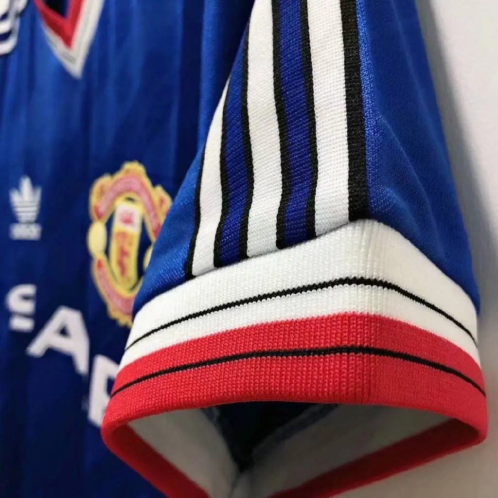 Manchester-United-1986-88-Third-Retro-Jersey-33052.webp Retro Manchester United 1986/88 Third Jersey - Image 16