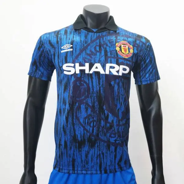 Manchester-United-19921993-Aways-Retro-Jersey-33358.webp Retro Manchester United 1992/93 Away Jersey - Image 11
