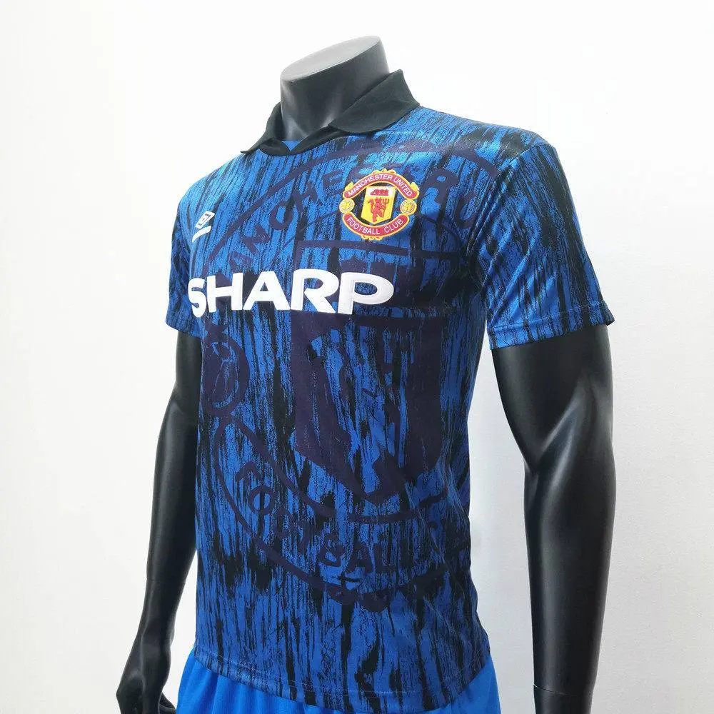 Manchester-United-19921993-Aways-Retro-Jersey-33362.webp Retro Manchester United 1992/93 Away Jersey - Image 15