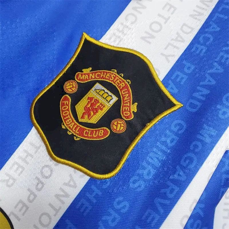 Manchester-United-199496-away-Retro-Jersey-52599.jpg Retro Manchester United 1994/96 Away Jersey - Image 5