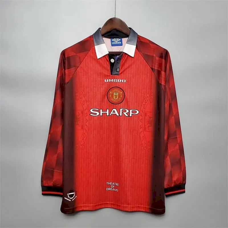 Manchester-United-1996-home-Long-Sleeve-Retro-Jersey-52540.jpg Retro Manchester United 1996 Home Long Sleeve Jersey - Image 1
