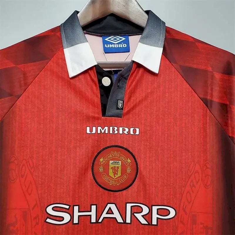 Manchester-United-1996-home-Long-Sleeve-Retro-Jersey-52541.jpg Retro Manchester United 1996 Home Long Sleeve Jersey - Image 2