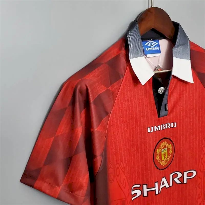 Manchester-United-1996-home-Retro-Jersey-52583.jpg Retro Manchester United 1996 Home Jersey - Image 3