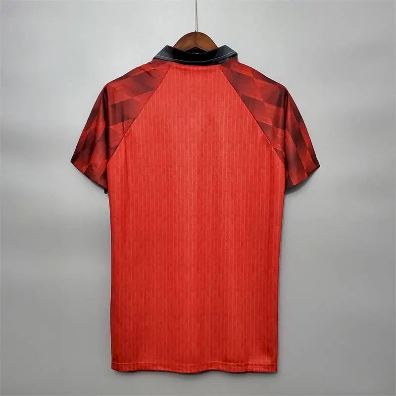 Manchester-United-1996-home-Retro-Jersey.jpg Retro Manchester United 1996 Home Jersey - Image 9