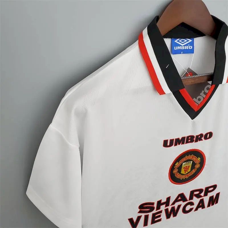 Manchester-United-199697-away-Retro-Jersey-52575.jpg Retro Manchester United 1996/97 Away Jersey - Image 3
