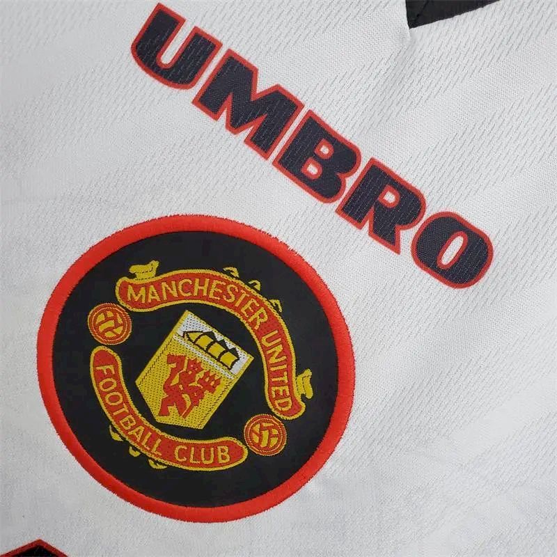 Manchester-United-199697-away-Retro-Jersey-52576.jpg Retro Manchester United 1996/97 Away Jersey - Image 4