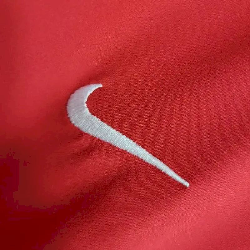 Manchester-United-200204-home-long-sleeve-Retro-Jersey.jpg Retro Manchester United 2002/04 Home Long Sleeve Jersey - Image 4