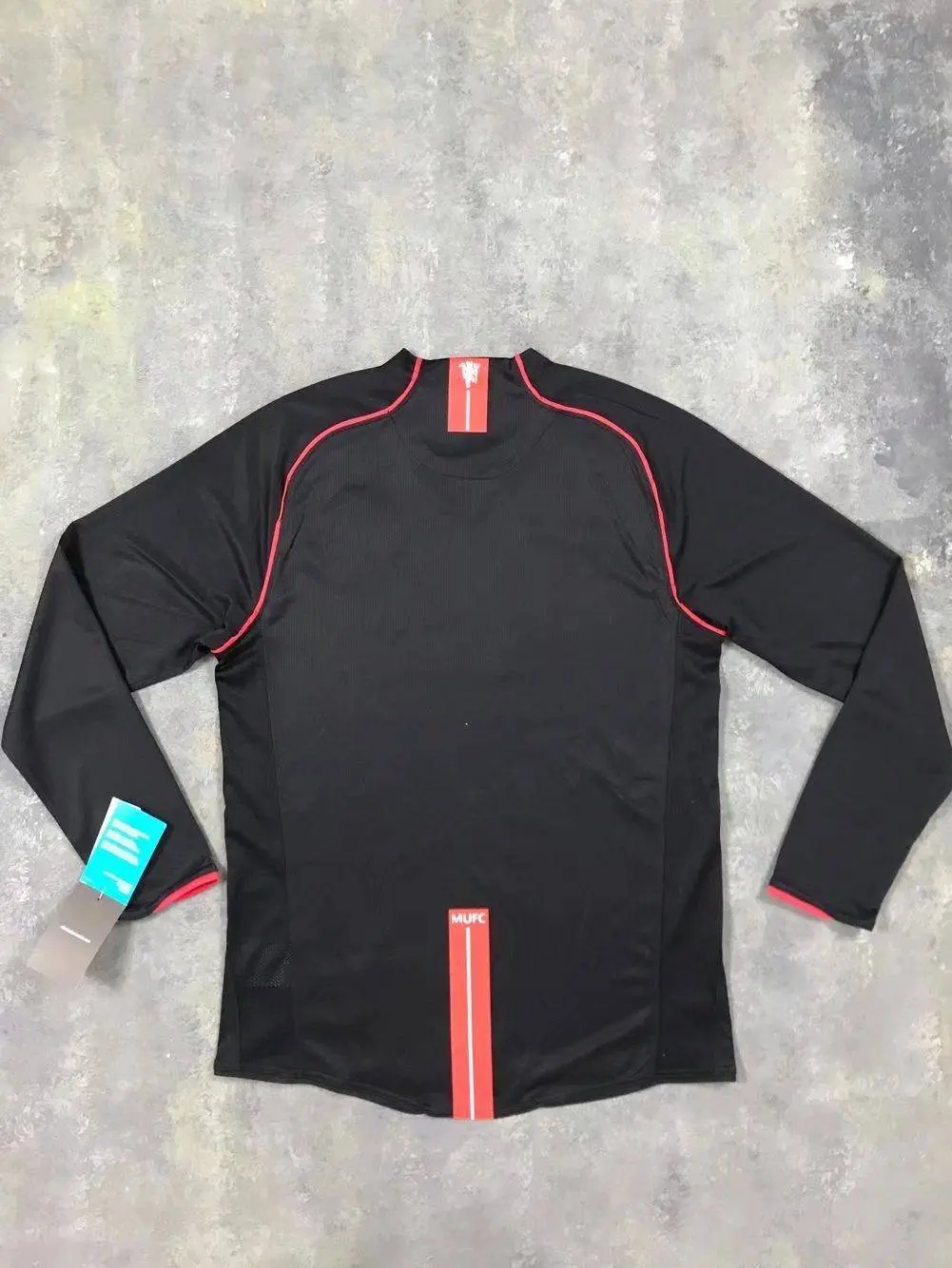 Manchester-United-20072008-Third-LS-Retro-Jersey.webp Retro Manchester United 2007/08 Third Long Sleeve Jersey - Image 5