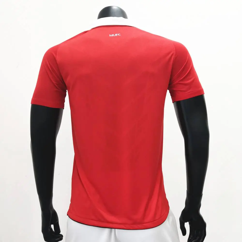 Manchester-United-20102011-Homes-Retro-Jersey.webp Retro Manchester United 2010/11 Home Jersey - Image 4