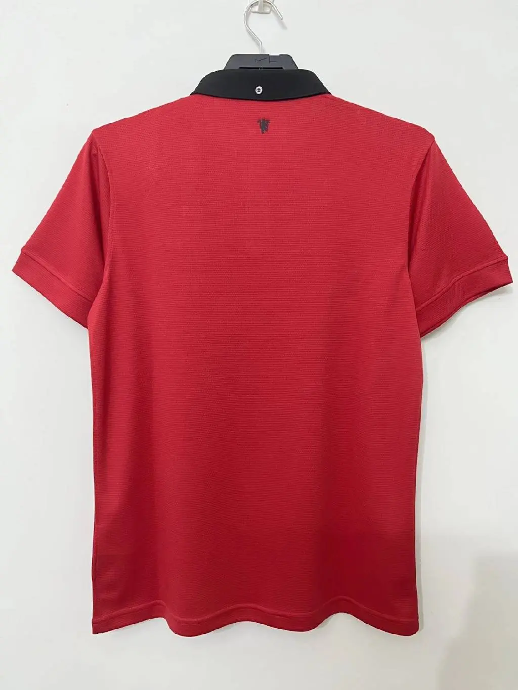 Manchester-United-20132014-Home-Retro-Jersey-33366.webp Retro Manchester United 2013/14 Home Jersey - Image 3