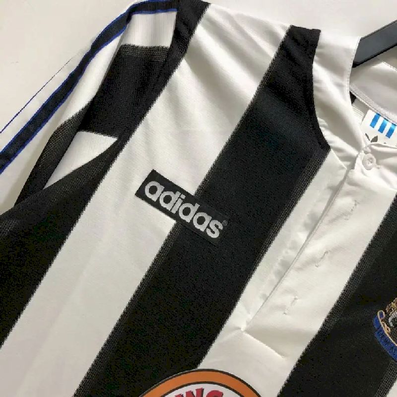 Newcastle-United-19951997-Home-LS-Retro-Jersey-43620.jpg Retro Newcastle United 1995/97 Home Long Sleeve Jersey - Image 16