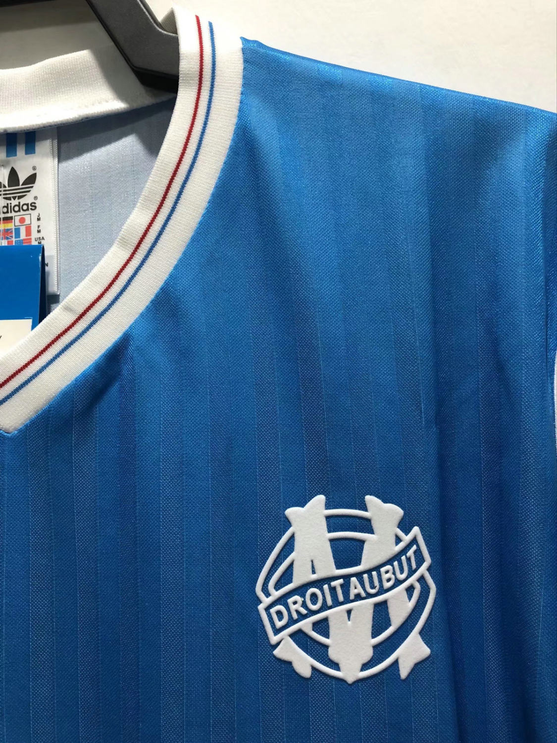 Olympique-Marseille-19901991-Away-Retro-Jersey-34660.jpeg Retro Olympique Marseille 1990/1991 Away Jersey - Image 3