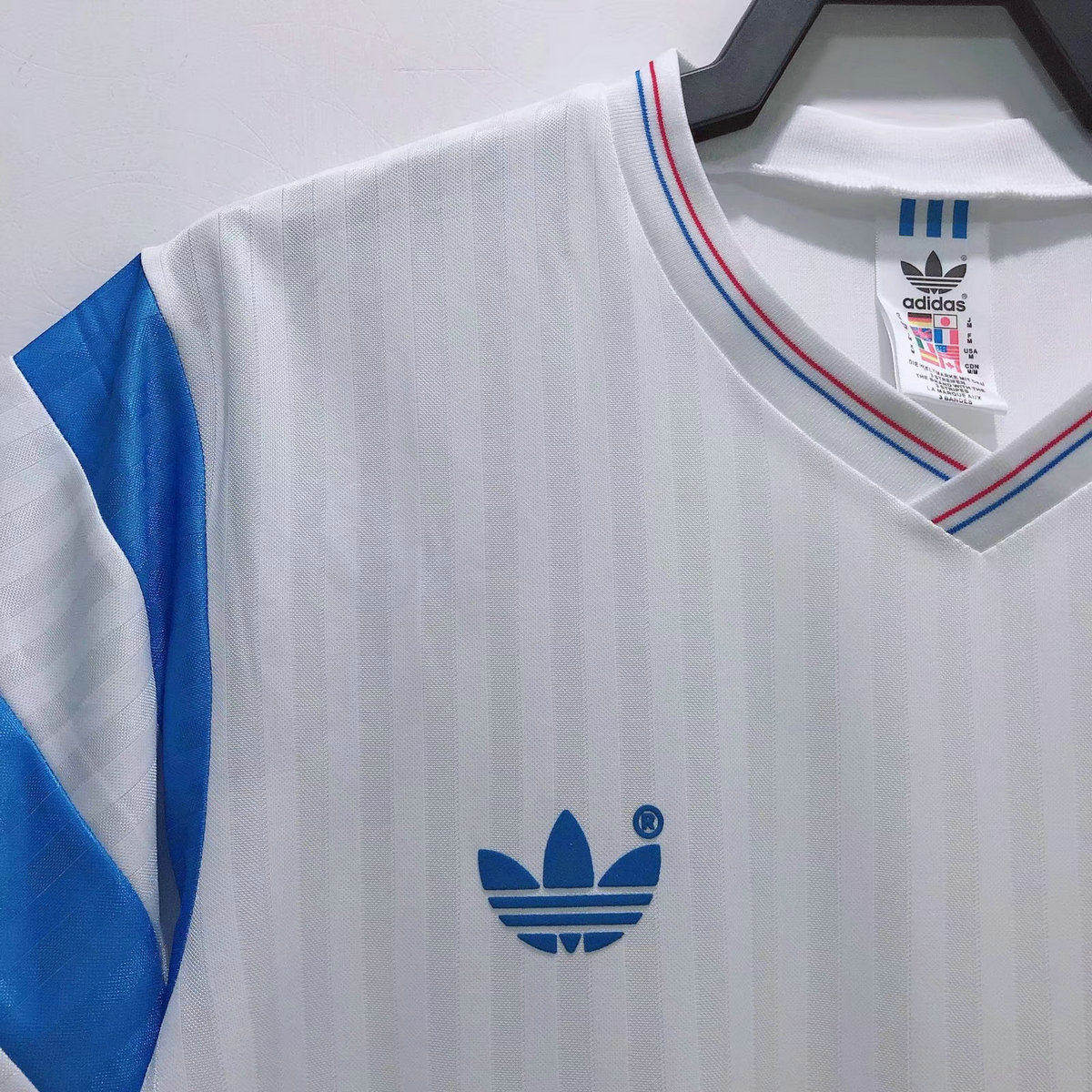 Olympique-Marseille-19901991-Home-Retro-Jersey-34654.jpeg Retro Olympique Marseille 1990/1991 Home Jersey - Image 4