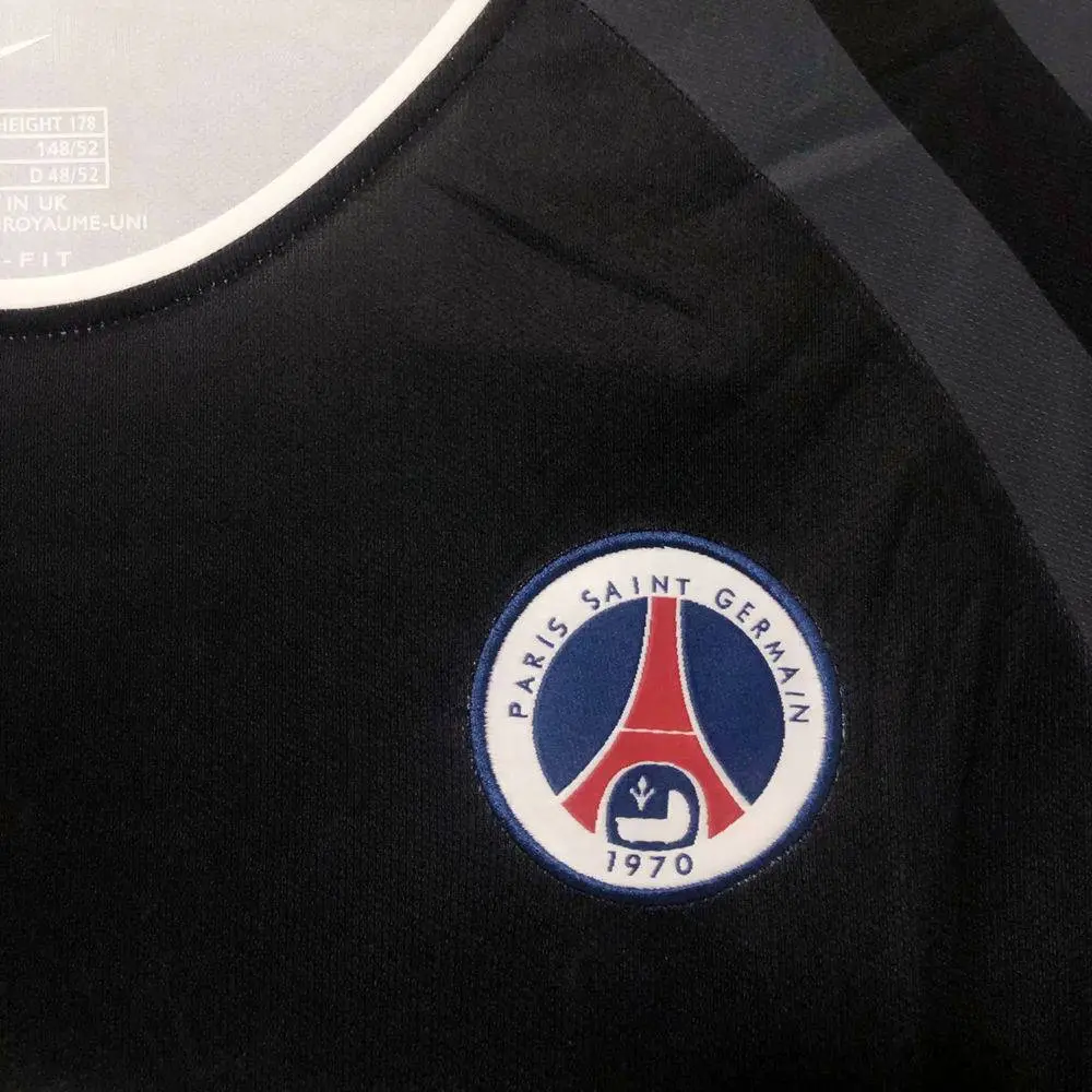 Paris-Saint-Germain-2001-2002-Third-Retro-Jersey-34741.webp Retro Paris Saint-Germain 2001-2002 Third Jersey - Image 4