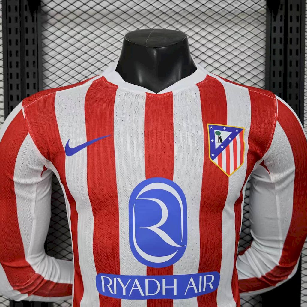 Player-Atletico-Madrid-home-long-sleeve-20252026-New-Season-Football-Jersey-Sports-Shirt-2.jpg Mens Atletico Madrid 2025/26 Home Long Sleeve Authentic Jersey - Image 9