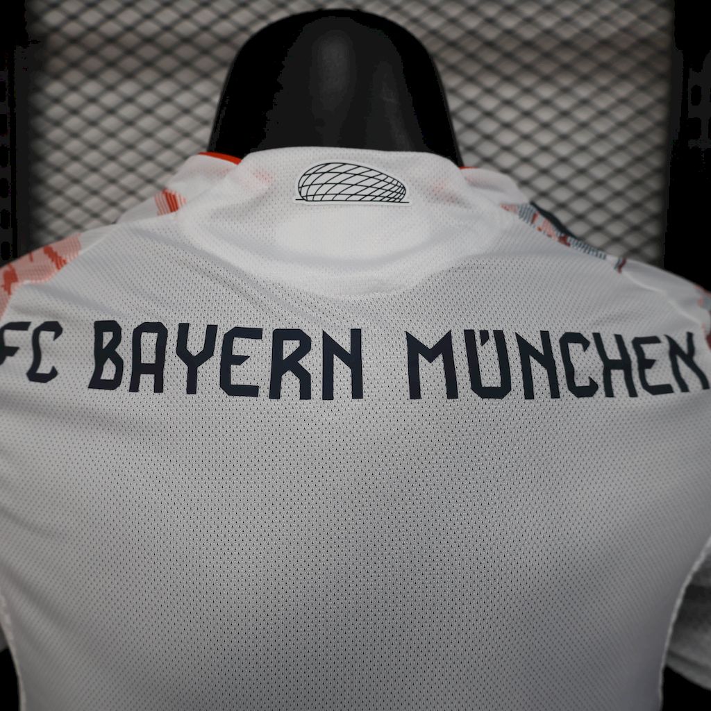 Player-Bayern-Munich-Away-20252026-New-Season-Football-Jersey-Sports-Shirt-2.jpg Mens Bayern Munich 2025/26 Away Authentic Jersey - Image 9