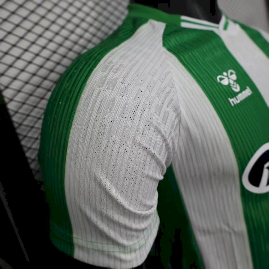 Player-Real-Betis-Home-20252026-new-season-Football-Jersey-Sports-shirt-11.jpg Mens Real Betis 2025/26 Home Authentic Jersey - Image 11