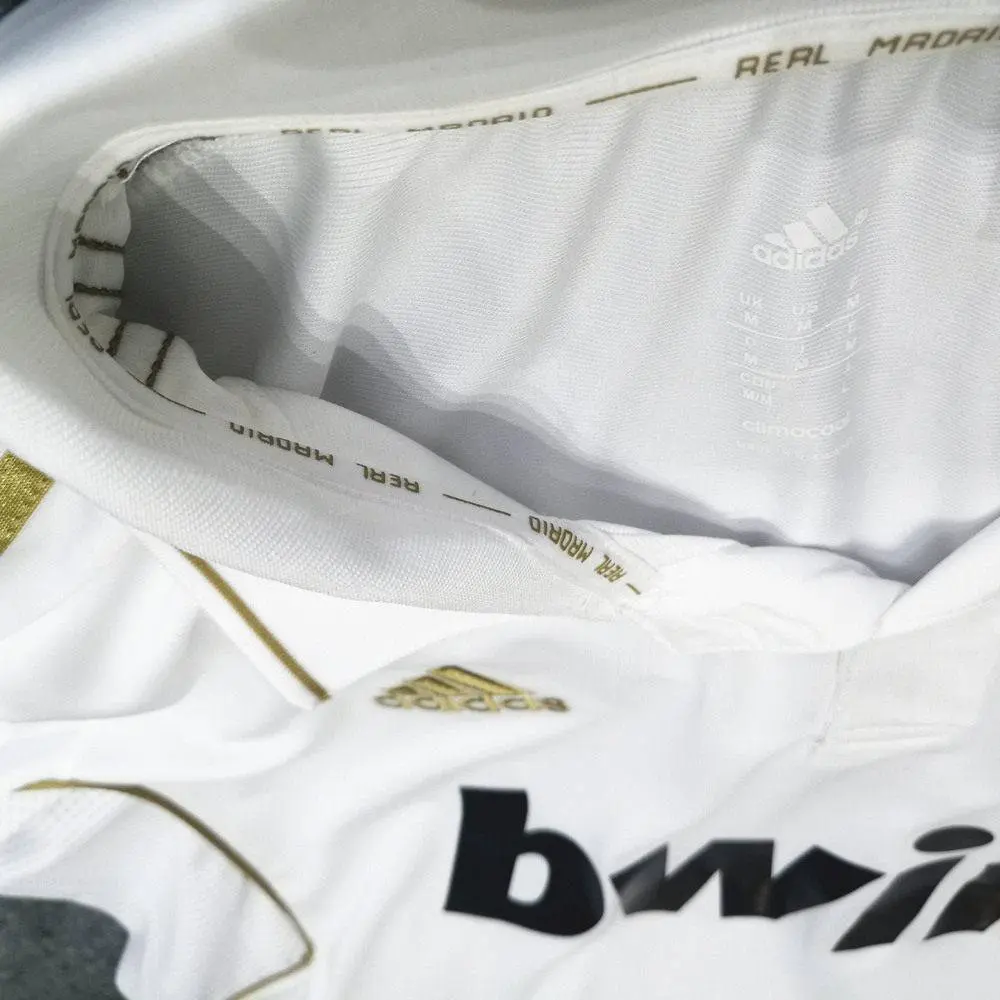 Real-Madrid-201112-Home-LSs-Retro-Jersey-32205.webp Retro Real Madrid 2011/12 Home Long Sleeve Jersey - Image 6