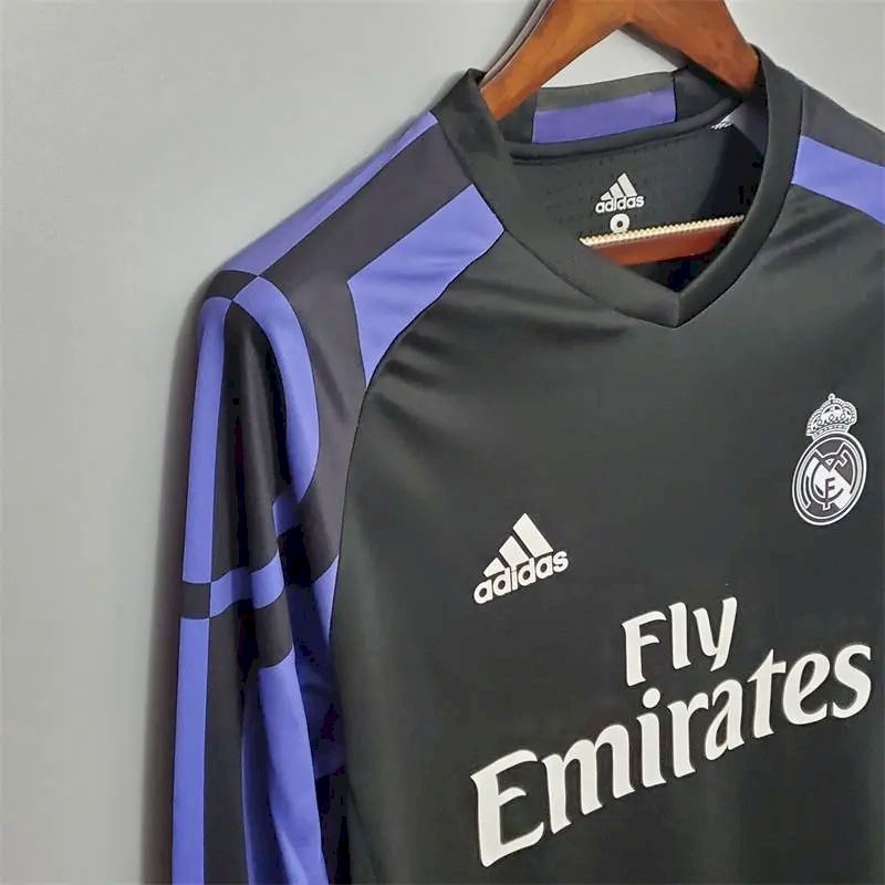 Real-Madrid-201516-Third-away-Long-sleeve-Retro-Jersey-51819.jpg Retro Real Madrid 2015/16 Third Long Sleeve Jersey - Image 3