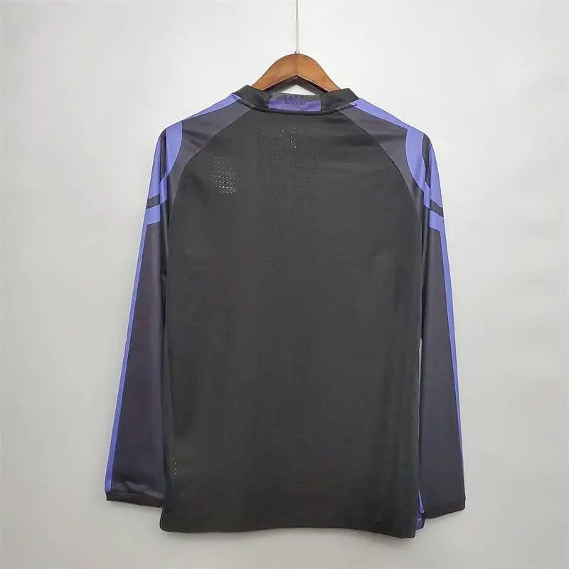 Real-Madrid-201516-Third-away-Long-sleeve-Retro-Jersey.jpg Retro Real Madrid 2015/16 Third Long Sleeve Jersey - Image 10