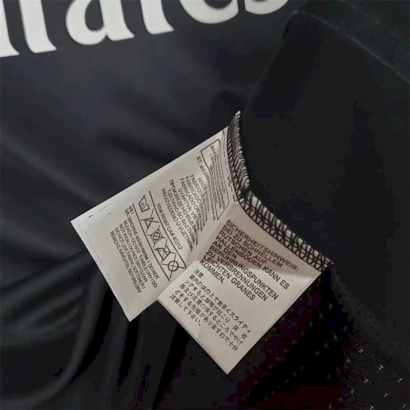 Real-Madrid-201516-Third-away-Retro-Jersey-51833.jpg Retro Real Madrid 2015/16 Third Jersey - Image 7
