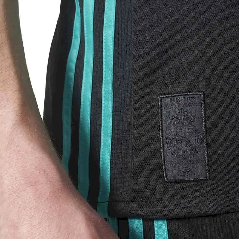 Real-Madrid-201718-Away-Retro-Jersey-41881.jpg Retro Real Madrid 2017/18 Away Jersey - Image 3