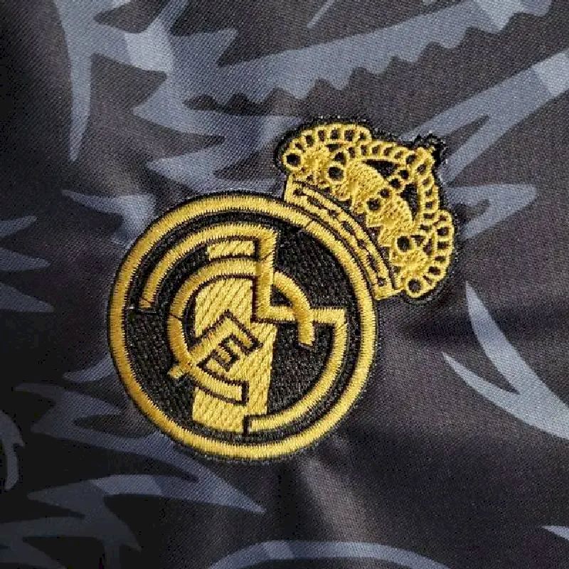 Real-Madrid-2023-24-Black-Dragon-Special-Edition-54043.jpg Mens Real Madrid 2023/24 Black Dragon Special Edition - Image 6