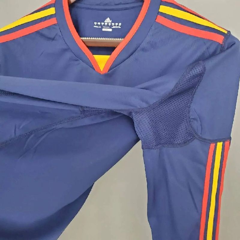 Spain-2010-World-Cup-Away-LS-Retro-Jersey-43035.jpg Retro Spain 2010 World Cup Away Long Sleeve Jersey - Image 3