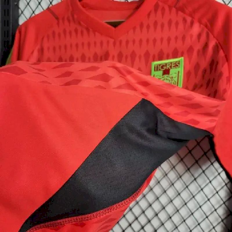 Tigres-UANL-2023-24-Goalkeeper-Jersey-55540.jpg Mens Tigres UANL 2023/24 Goalkeeper Jersey - Image 7