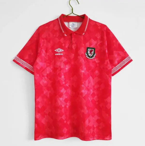 Wales-19901992-Home-Retro-Jersey-37168.webp Retro Wales 1990/92 Home Jersey - Image 9