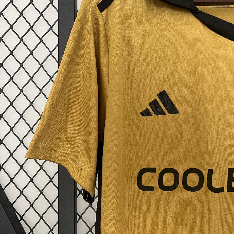 a2d3a51cbe27503d18f800af68849c96.jpg Mens Colo Colo 2024/25 Fourth Jersey - Image 9