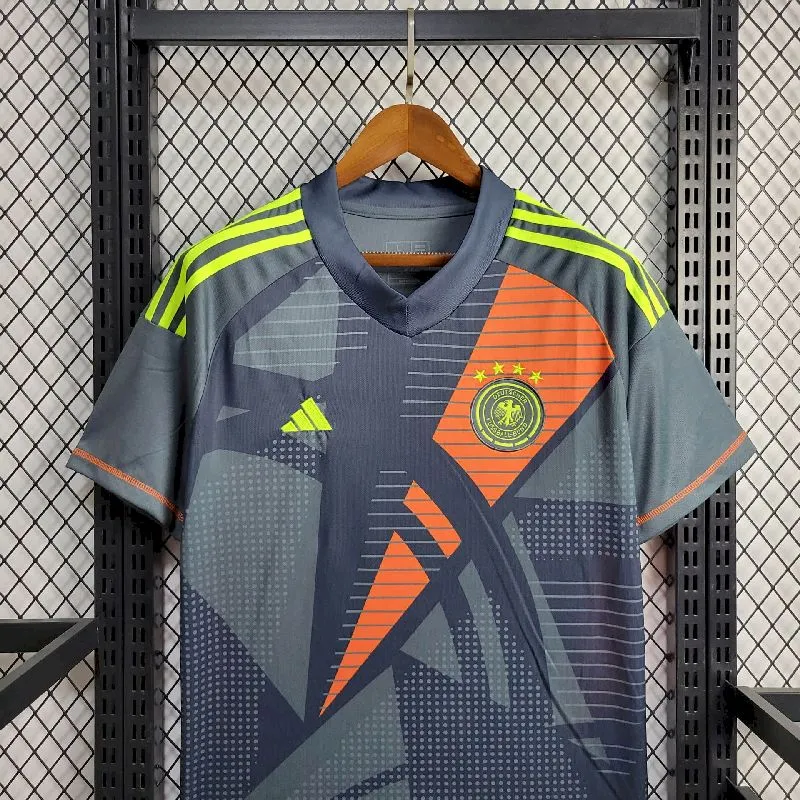 a7e7a63260d56eb17c9cf98bebfdd3ee.webp Mens Germany 2024/25 Goalkeeper Jersey - Image 4
