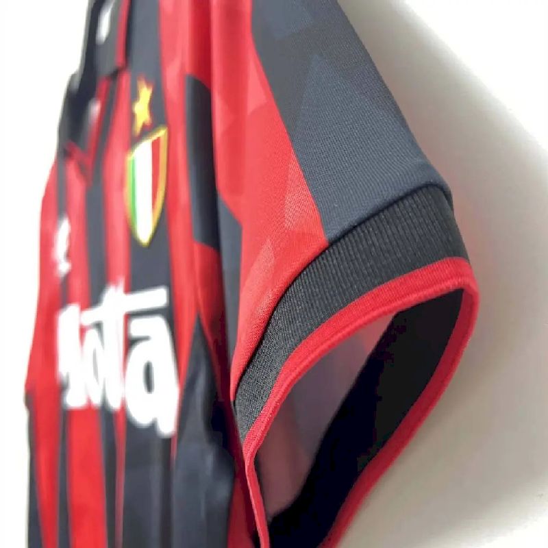 af5d5c45a6cd33bb.jpg Retro AC Milan 1993/94 Home Jersey - Image 5