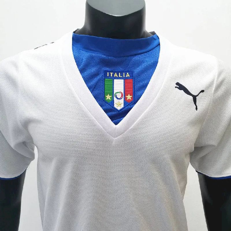 b739b52e6929f380.jpg Retro Italy 2006 Away Jersey - Image 3