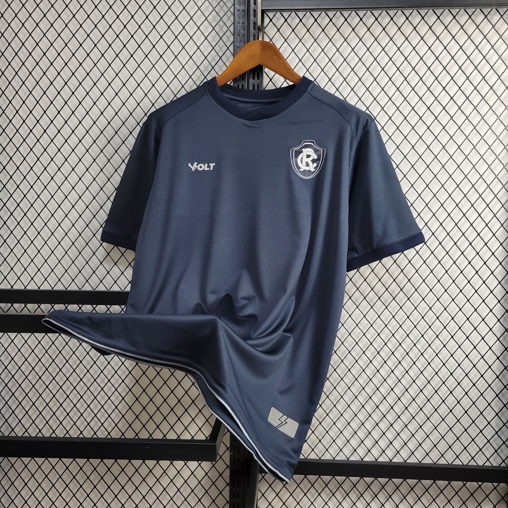 b7e4fa8939377587955d0677a6a74933.jpg Mens Remo 2024-25 Home Jersey - Image 1