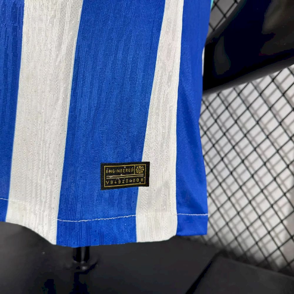 bboQAZABkAGQAYBJwArfviewer_4t5-8.jpg Mens Brighton & Hove Albion 2025/26 Home Authentic Jersey - Image 3