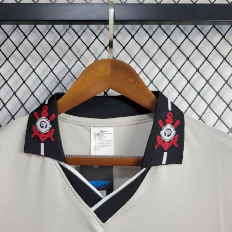 d08082679feecb3df387d6b12b514539.webp Retro Corinthians 1996 Home Jersey - Image 5