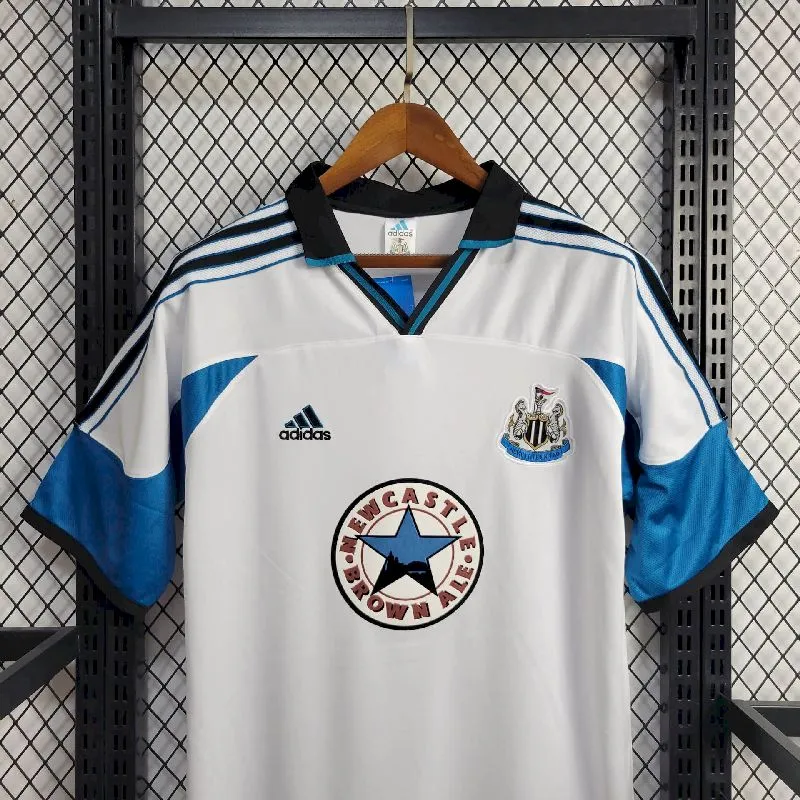 d605c79eb59c0072103704d09968cf9e.webp Retro Newcastle United 1999/2000 Away Jersey - Image 7
