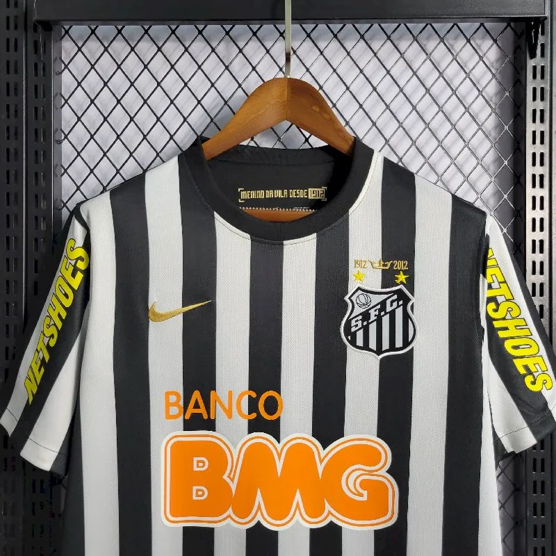 dbb01a161b9901f3c7e10f74ad38d849.webp Retro Santos 2013/14 Away Jersey - Image 5
