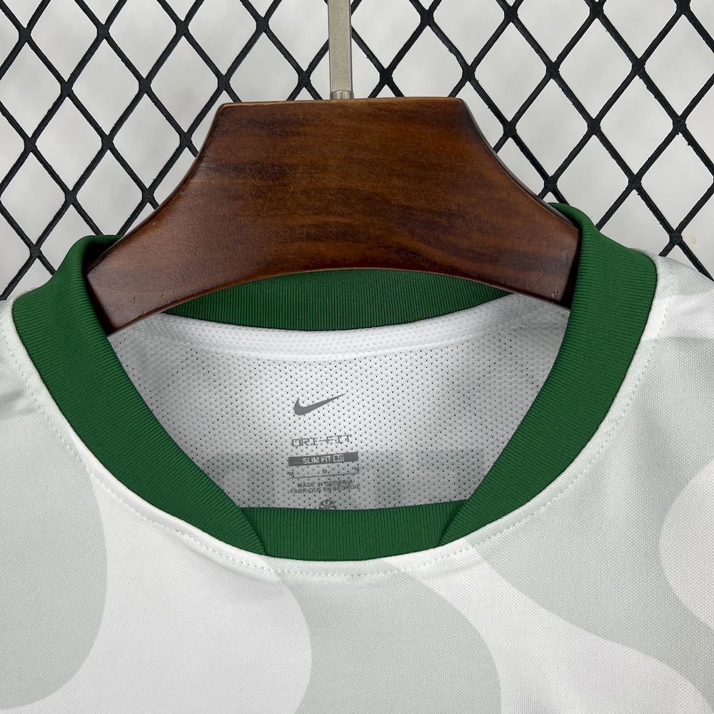 f7e7d0c4e941636703613520b298959c.jpg Mens Sporting CP 2025/26 Fourth Jersey - Image 3