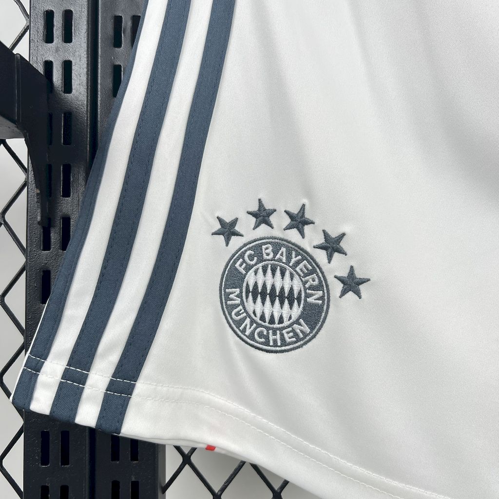 2025053113445531.jpg Mens Bayern Munich 2025/26 Away Shorts - Image 4