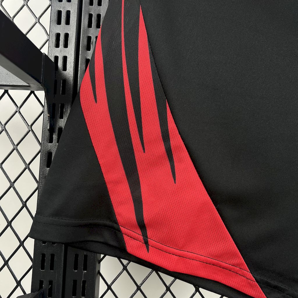 2025053114044022.jpg Mens Flamengo 2025/26 Away Shorts - Image 3