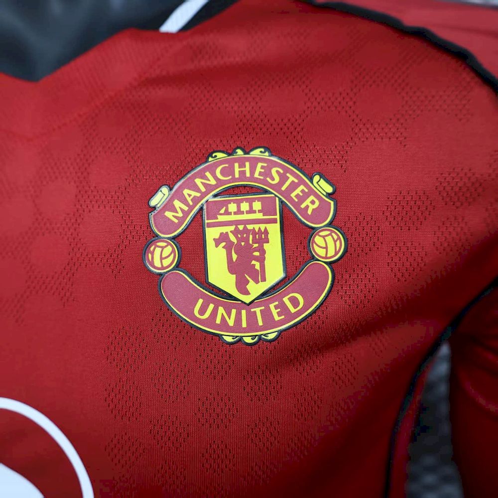 2025091008374457.jpg Mens Manchester United 2025/26 Home Long Sleeve Authentic Jersey - Image 3