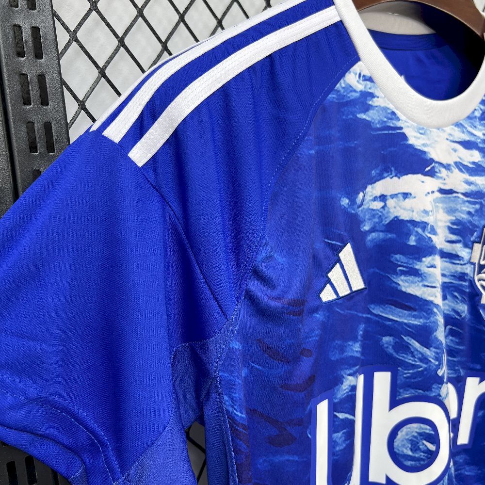 2025091714324729.jpg Mens Como 1907 2025/26 Home Jersey - Image 3