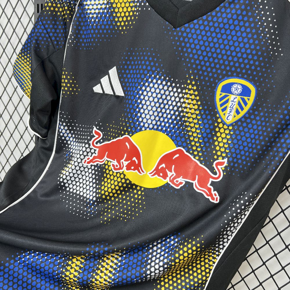 2025091715055996.jpg Mens Leeds United F.C. 2025/26 Third Jersey - Image 3