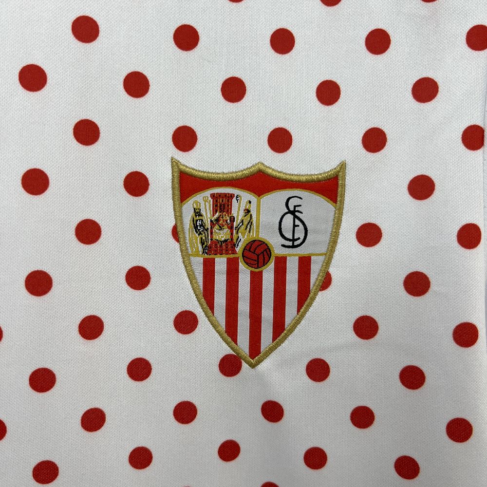 2025091715072781.jpg Mens Sevilla FC 2025/26 White Prematch T-shirt Jersey - Image 5